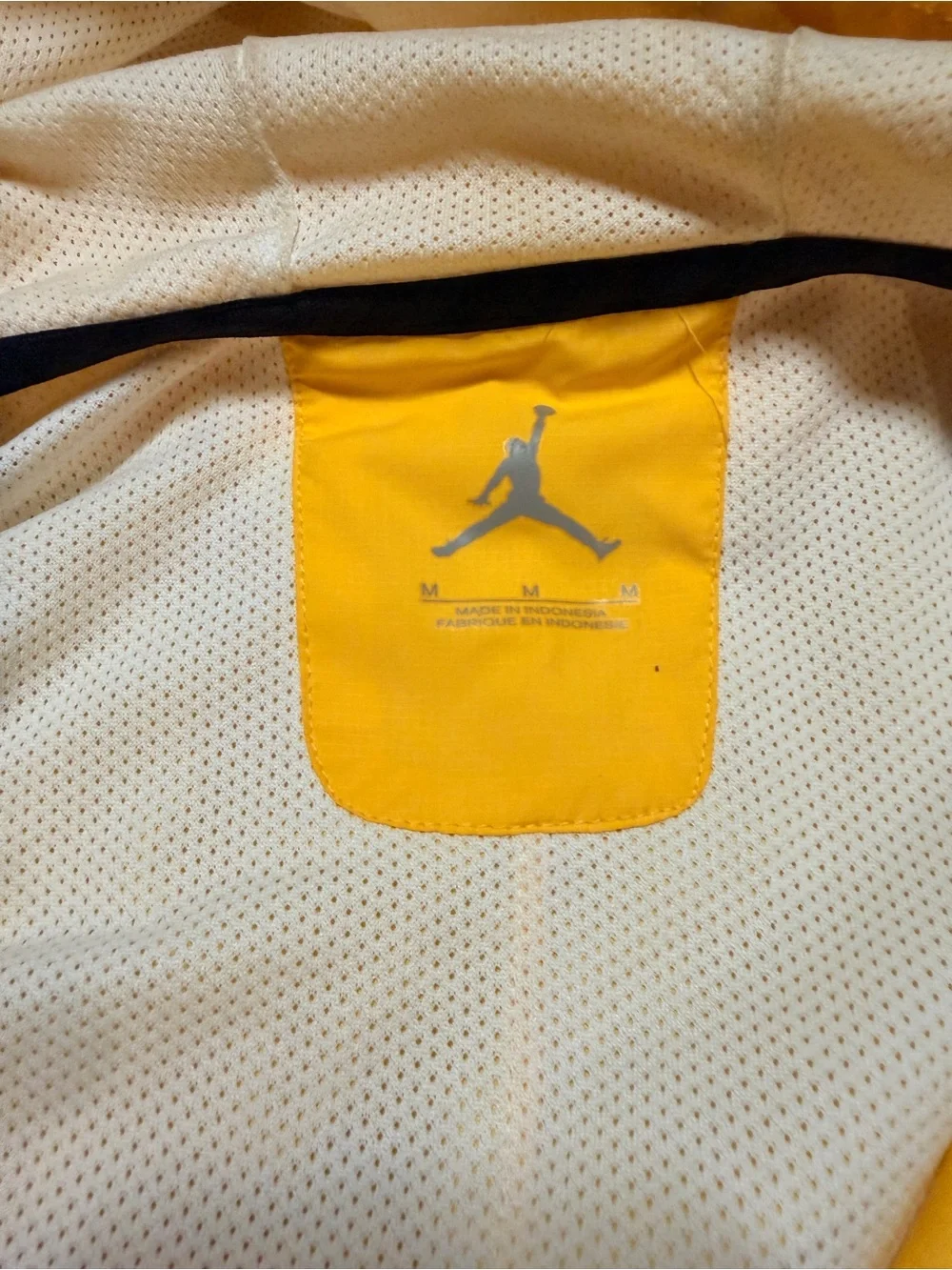 Jordan x Michigan Wolverines half-zip hooded Windbreaker-Medium